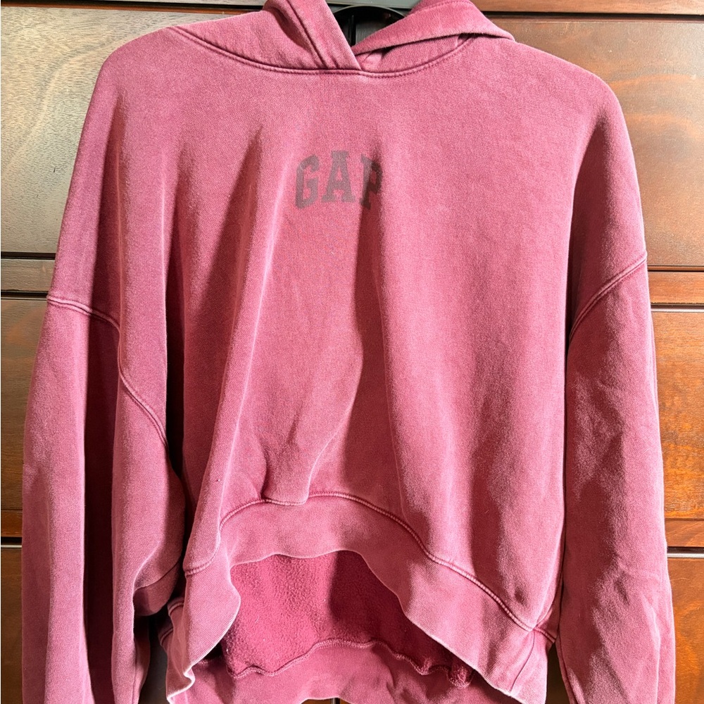 GAP Burgundy Sweatshirt
